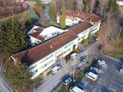 Dom zdravlja LJig spolja, iz vazduha